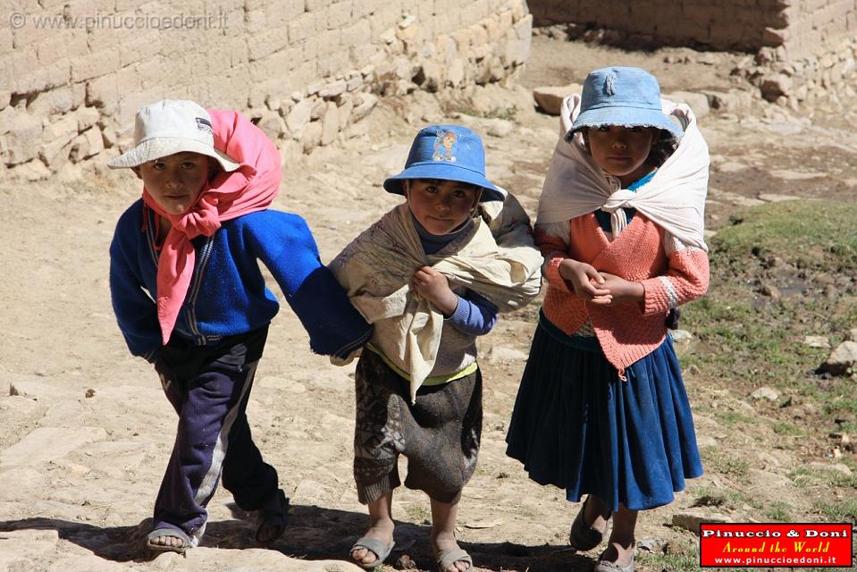 BOLIVIA - Isla del Sol - Children - 5.jpg